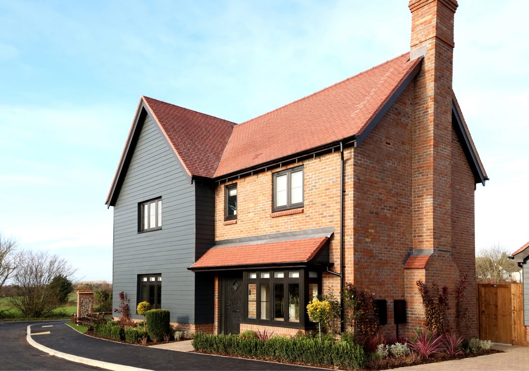 Slimline Flush Windows vs Aluminium Windows: Which Is Right for Your Home?